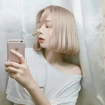 三姐妹的故事